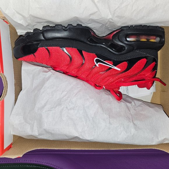 Nike AirMax Plus, LIMITED - Picture 2 of 6